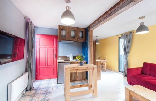 Orlinki Cabaña | Soothing 3-bedroom cottage with fitness room near Gdańsk