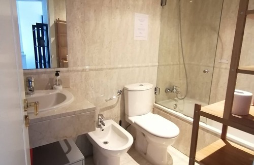 Villa de Vallecas Apartamento | Casa ideal para familias, con piscina y garaje (apto para mascotas)