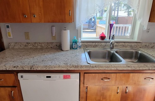Gleneden Beach Casa | Soothing beach house with WiFi in Lincoln Beach