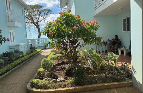 Negril Villa | Soothing beachfront fully loaded villa with AC in Negril