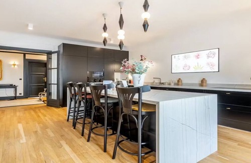 Faubourg Saint-Germain Apartamento | Soothing Luxury – 300 m² Exceptional Duplex in the Glorious 7th