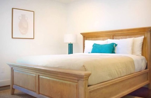 Boulevard Oaks Apartamento | Soothing Modern APT in the Museum District w/Pool