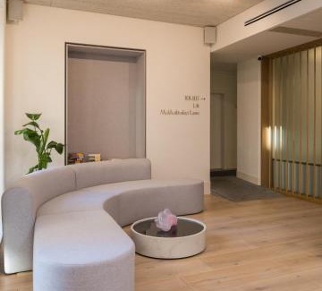 Verkhnie Misto Hotel | Sophia Hotel Kyiv