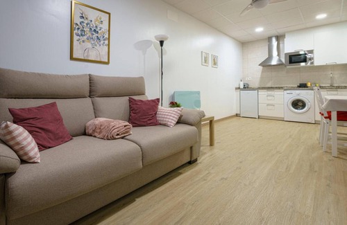 Burela Apartamento | Sophie Apartments 'Mediano' with private terrace and Wi-Fi