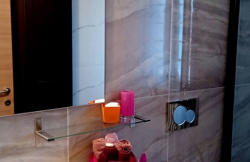 Vittoria Apartamento | SOPHIE HOME brand new near Juventus Stadium