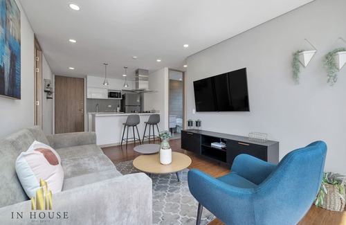 El Castillo Apartamento | Sophisticated Apt with AC & gym - Campestre 704