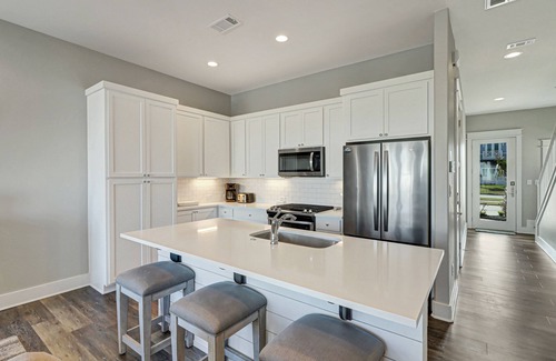 Rockport Casa | Sophisticated canal-view villa with pool, vast fishing pier, deck & washer/dryer