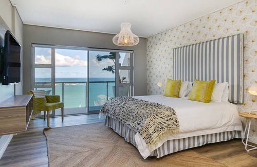 Clifton Apartamento | Sophisticated Clifton Apartment w/Sea Views (Dunmore Breeze)