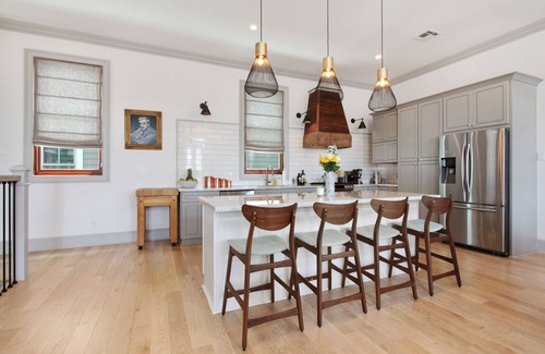Faubourg Marigny Casa | Sofisticada casa Marigny Triangle Open Concept con balcón