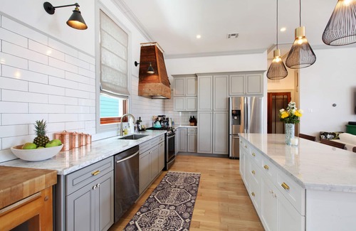 Faubourg Marigny Casa | Sofisticada casa Marigny Triangle Open Concept con balcón