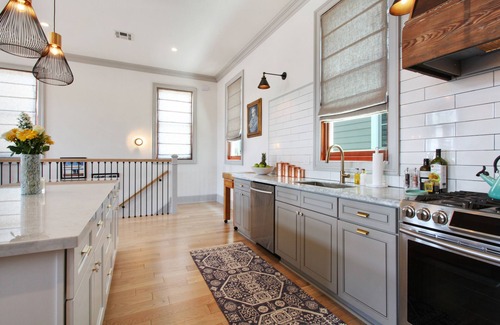 Faubourg Marigny Casa | Sofisticada casa Marigny Triangle Open Concept con balcón