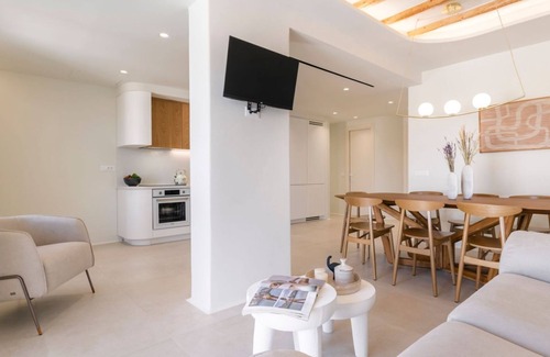 Ornos Villa | Sophisticated Villa Near Super Paradise Beach