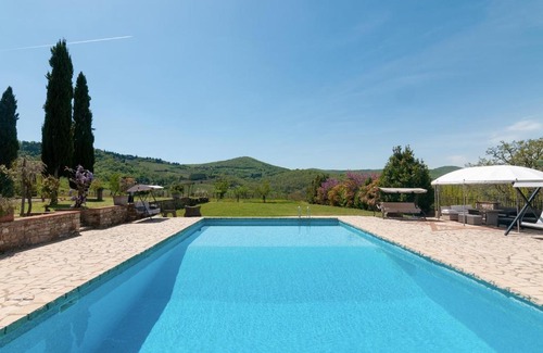 Radda in Chianti Casa | Sopra - La colonica nel Chianti