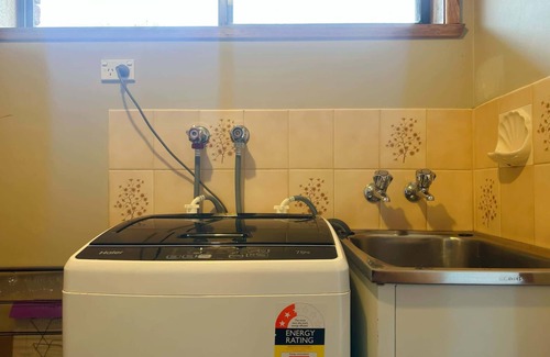 Sorell Casa | Sorell Sunlight Escape - 10 minutes from Airport