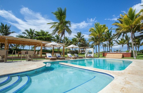 Cabarete Casa | Sosua Bachelor Party 14 BR Luxury Beachfront Resort PRECIO PARTIDO