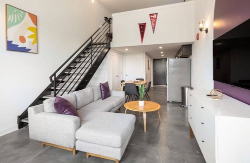 West Philadelphia Apartamento | Sosuite | Studio Loft w W/D, Gym, Lounge