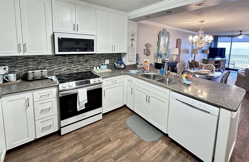 Gulf Lagoon Beach Condominio | "Soul-Fix"-PCB SMALL PET FRIENDLY, DISCOUNTS: 1ST RESPONDERS, TEACHERS, VETERANS