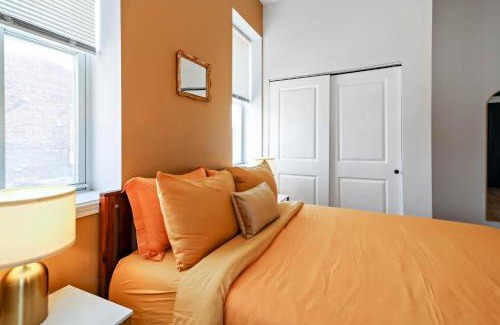 Soulard Apartamento | Soulard 4 Bedroom Retreat Near Downtown with Patio and Parking