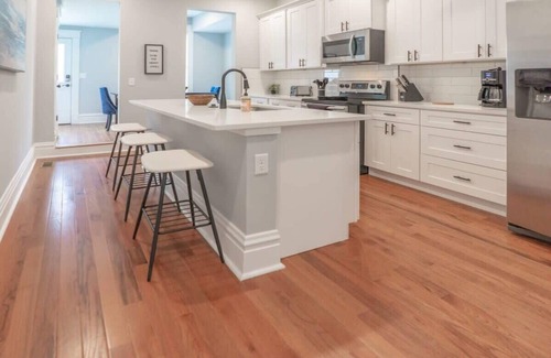 Soulard Casa | Soulard Retreat | 7BR/9BA |Courtyard / ABODEbucks