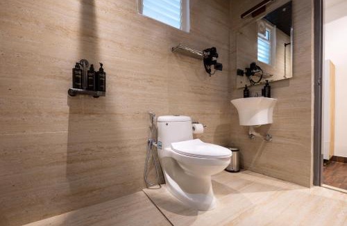 Varanasi Nagar Nigam Hotel | Soulful Ghat By Fracspace