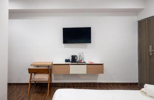 Varanasi Nagar Nigam Hotel | Soulful Ghat By Fracspace