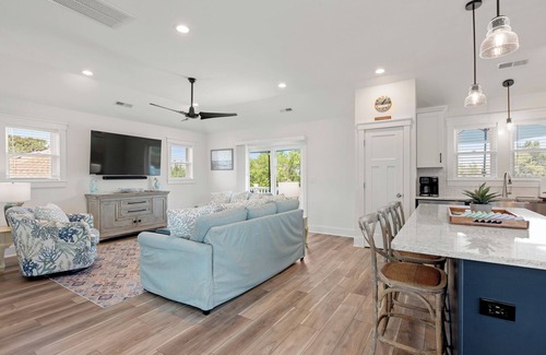 Monteray Shores Casa | Sound Dream: New Build | Pool & Hot Tub