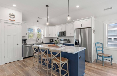 Monteray Shores Casa | Sound Dream: New Build | Pool & Hot Tub