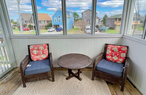 Colington Harbour Cabaña | Sound Front Cottage in Collington Harbour