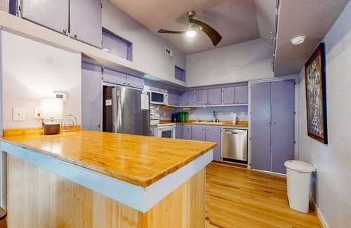 Spindrift Banks Casa | Sound-side home near beach with new private hot tub, streaming, decks, W/D, AC