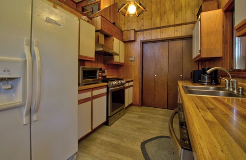 Harkers Island Casa | Core Sound Lodge: casa de 3 dormitorios / 2 baños en Harkers Island, capacidad para 6