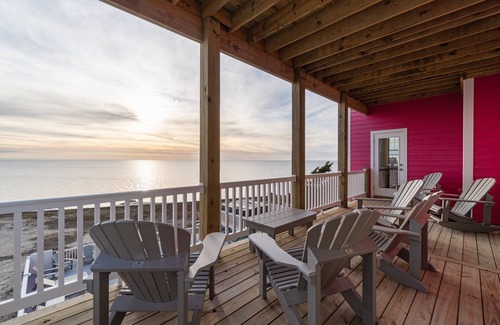 Avon Casa | Soundfront 10BR/11BA home - Prime windsports access, private pool, hot tub ★★★★★