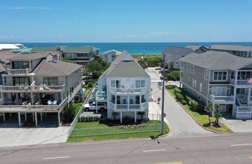 Wrightsville Beach Condominio | ¡Ubicación!Frente de sonido, vista al mar, muelle privado y estilo caribeño