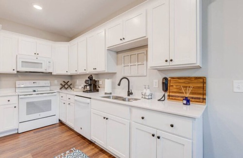 Manteo Apartamento | Soundscape Family Suite/pet-friendly