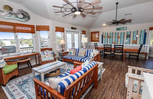 Carova Beach Casa | Soundside, Canal Front! Water views!, 4x535, The 4x4 Leaf Clover