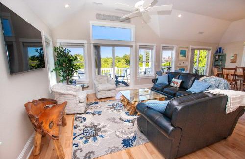 Corolla Casa | Soundside, Hot Tub, Community Pool, Sound Views, VOH1248, Sunset Cottage