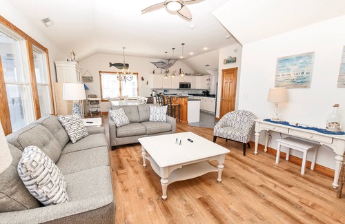 Corolla Casa | Soundside, Private Pool, Hot Tub, Rec Room-VOH50, Castle in the Sand