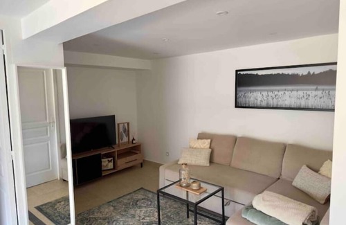 Vins-sur-Caramy Apartamento | Sous le Balcon de Mimishe , en Provence Verte, var