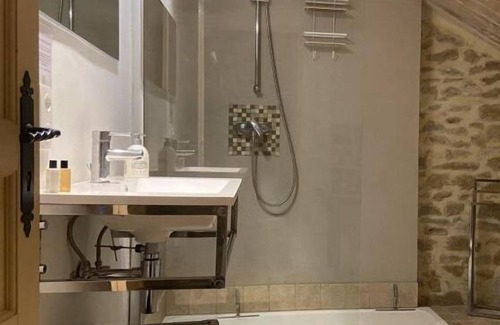 Mornas Villa | Sous le Marronnier Su