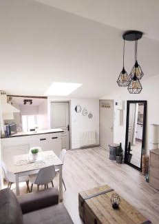 Millau Apartamento | Sous les toits de Millau - Appartement cosy et chaleureux