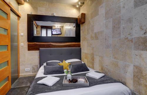 Faubourg-Raines Apartamento | SOUS MON TOI Topdestination-Dijon - Sauna & jacuzzi - Classé 3 étoiles