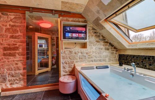 Faubourg-Raines Apartamento | SOUS MON TOI Topdestination-Dijon - Sauna & jacuzzi - Classé 3 étoiles