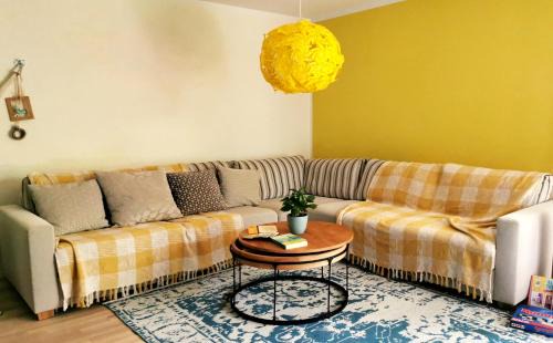 Niederzwehren Apartamento | Souterrainwohnung mit großem Garten und Sauna