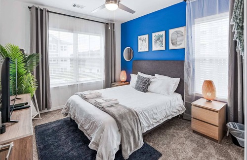 Avery Creek Apartamento | South Asheville Getaway | Private Balcony Apt 1