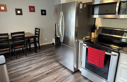 Austin Casa | South Austin Cottage with High-Speed Fiber Internet