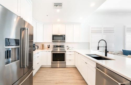 Seven Mile Beach Apartamento | South Bay Beach Club #1 - 2 Bedroom 2 Bathroom Unit