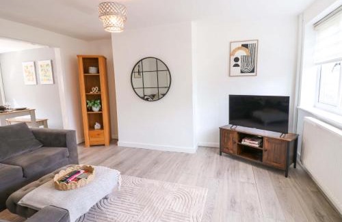 Blyth Casa | South Beach Coastal Cottage