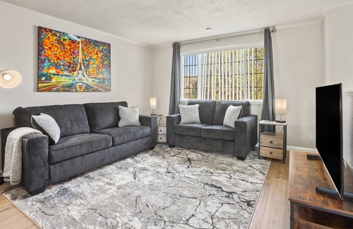 Southwest Ada County Alliance Casa | South Boise| Gathering Place Sleeps 16| Large Yard