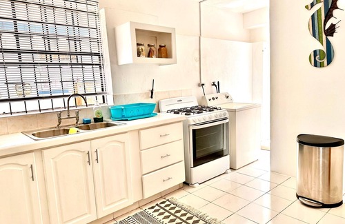Maxwell Apartamento | South Coast Private- At Ease - On The Beach