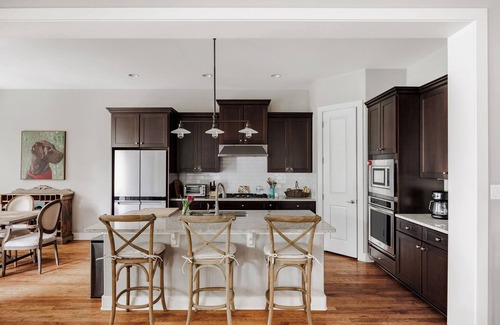 Travis Heights Casa | South Congress Craftsman (Luxury Living--Steps from SoCo)