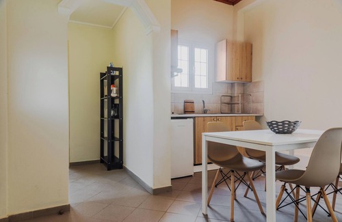 Kavos Apartamento | Amplio apartamento ideal para familia / amigos